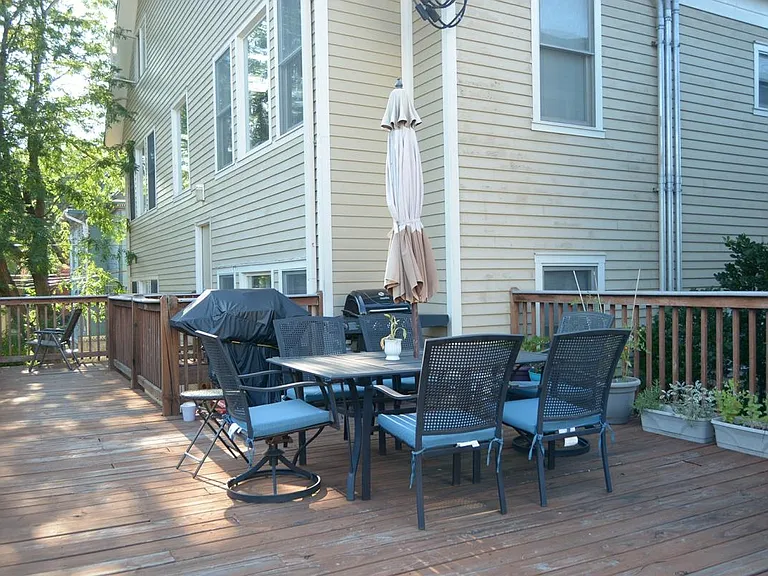 Deck Common
