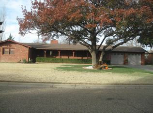 1109 Dallas St, Plainview, TX 79072