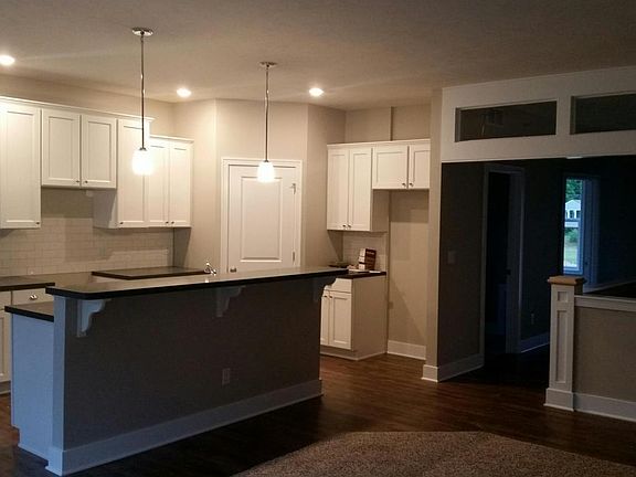 5th image of 15221 Rachel Ct #22
