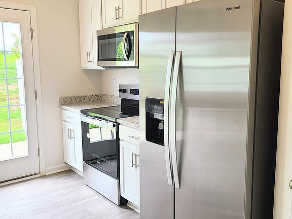 5th image of 1158 Evelynnview Ln