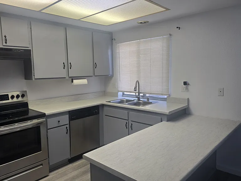 27055 Fan Ln — Photo 5