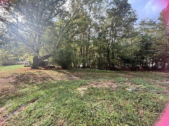 5th image of 18 O'Hair Ln