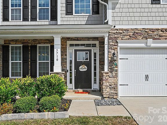 5th image of 5710 Rainbow Ln