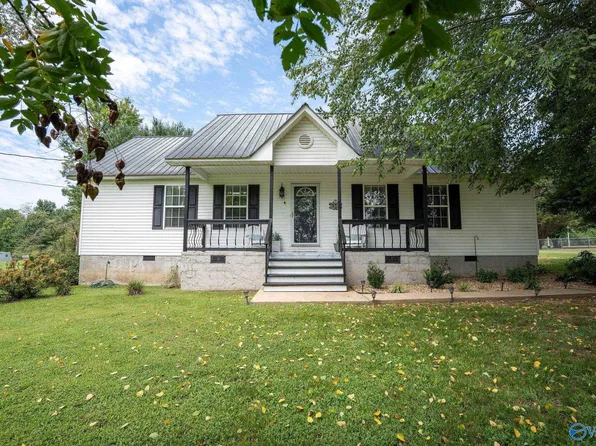 846 Scott Ave N, Rainsville, AL 35986