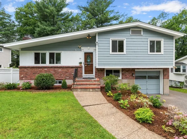 22 Harbell St, Lexington, MA 02421