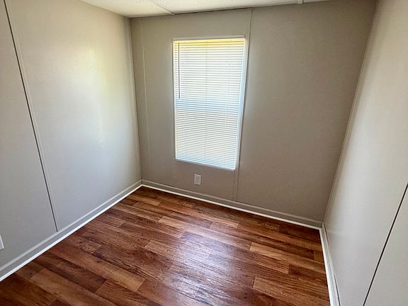 4th image of 1402 Chicopee Rd #78