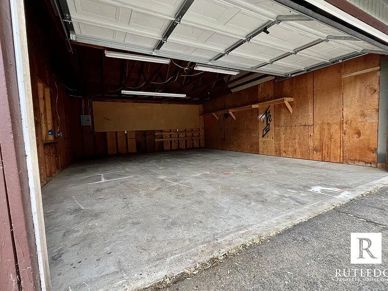 310 Independence Cir #A-D — Photo 17