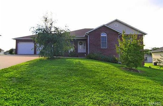 1st image of 1421 Holly Dr