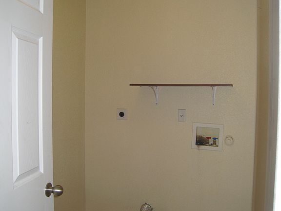 Seperate utility room