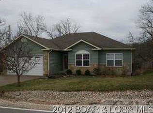 564 Willow Ridge Rd, Lake Ozark, MO 65049