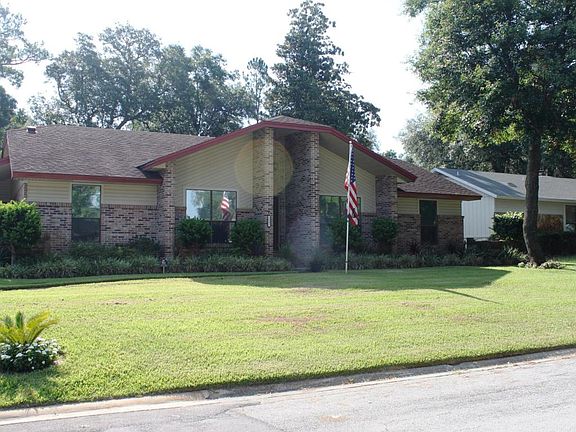 2nd image of 3941 Hill Terrace Dr
