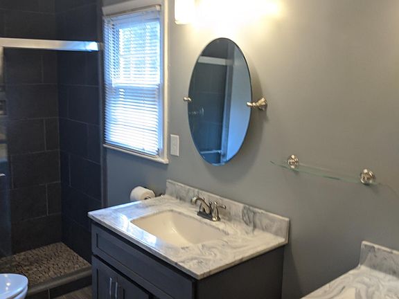 3rd image of 404 Pleasant Hill Pl