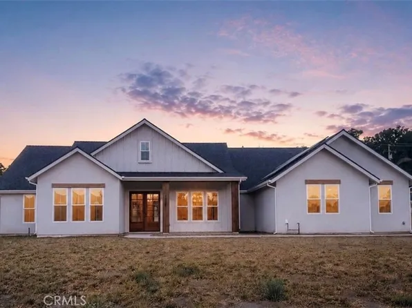24401 Oaktree Ct, Tehachapi, CA 93561