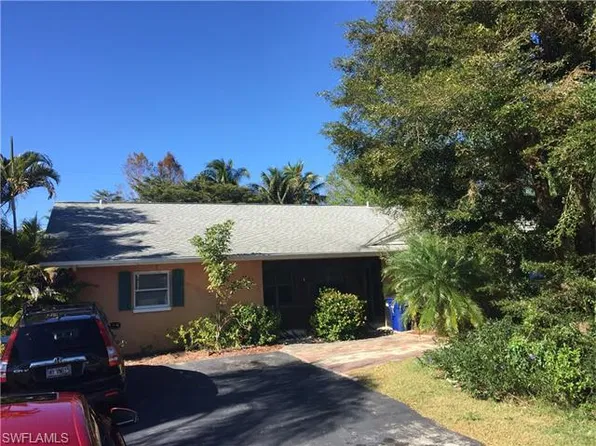 7263 Barragan Rd APT 4, Fort Myers, FL 33967