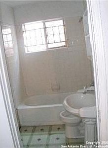 3rd image of 407 Fridell St