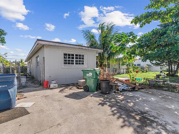 3rd image of 15841 NW 18th Pl