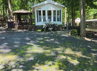 167 Big Bass Dr, Milford, PA 18337