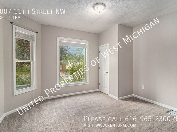 4th image of 1007 11th St NW