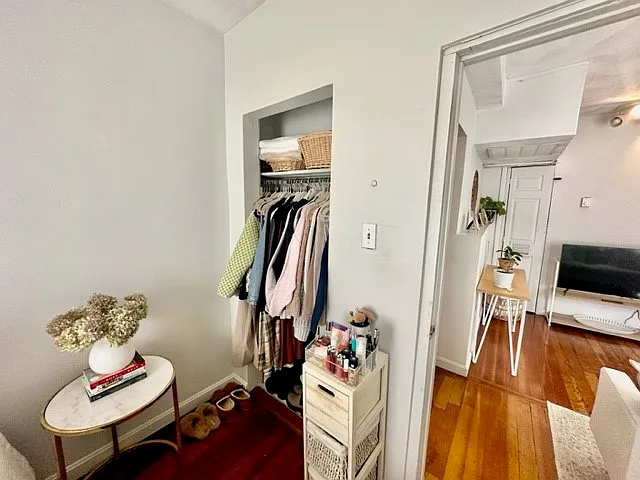 1 bed, 9999 sqft, $2,450 — Photo 4
