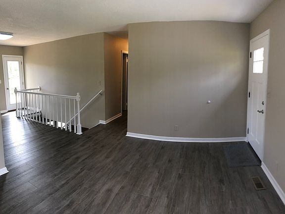 Living Room & Eating area