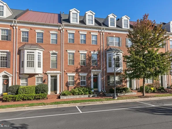 306 Cameron Sta, Alexandria, VA 22304