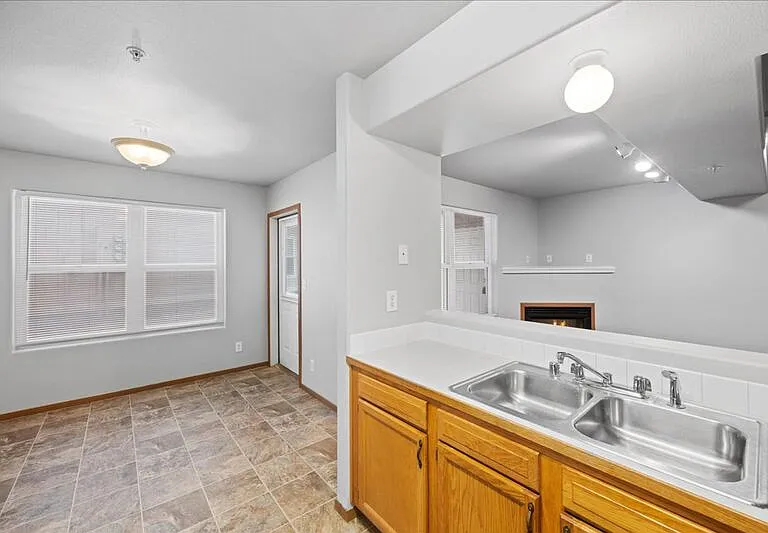 6305D Chapel Hill Blvd #D102 — Photo 7