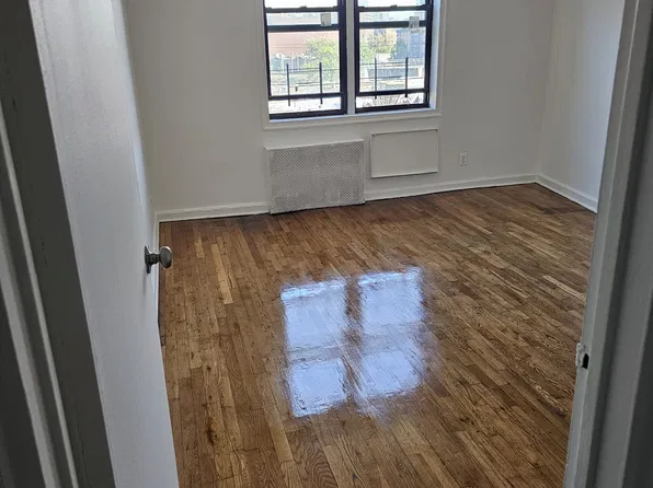 3250 93rd St APT A3, East Elmhurst, NY 11369