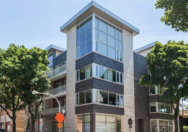 1st image of 3257 N Paulina St #3C