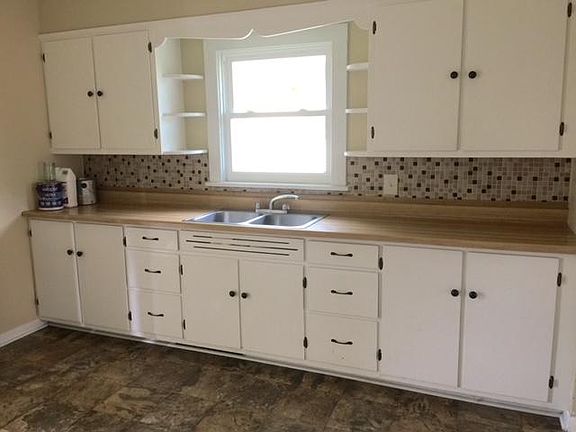 Kitchen cabinets
