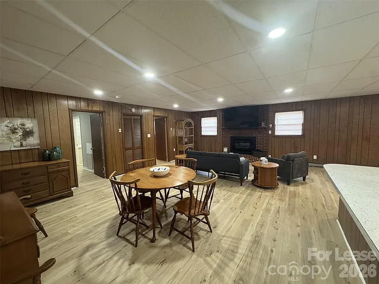 319 Connelly Springs Rd SW #A — Photo 3