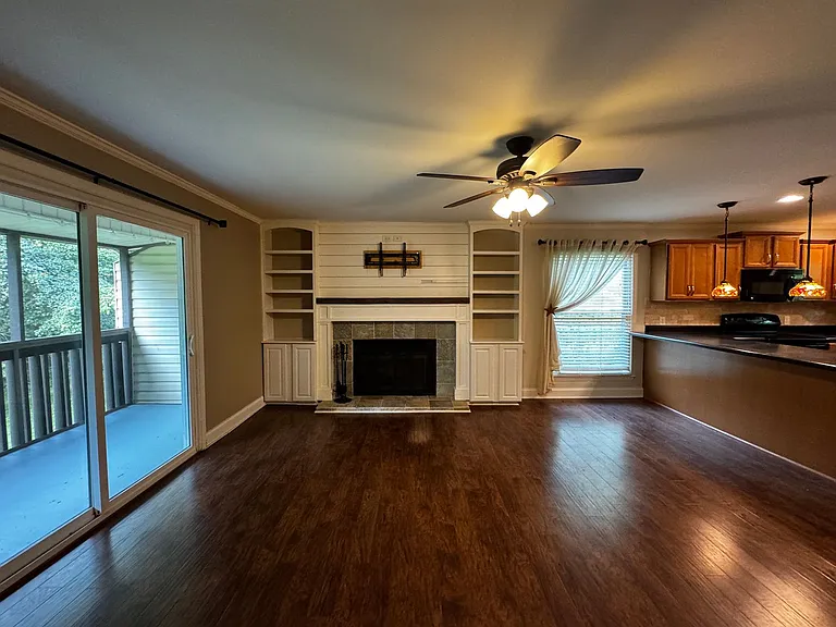 132 Turnwood Ln — Photo 3