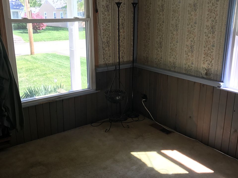 1st image of 411 Wayne Ave