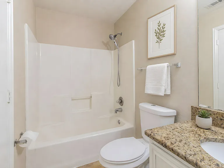 1070 Mellanie Ln — Photo 12