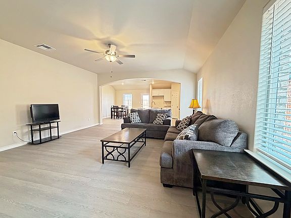 4th image of 1341 Bajada St