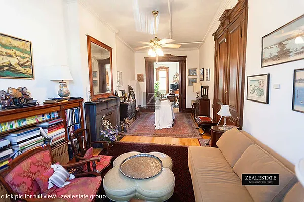 Rented by ZealEstate Group Inc | media 5