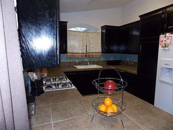 5th image of 2126 Sierra Linda Dr