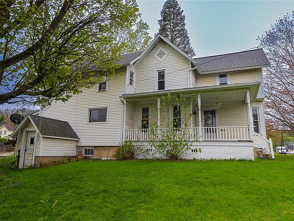 2nd image of 78 Steuben St