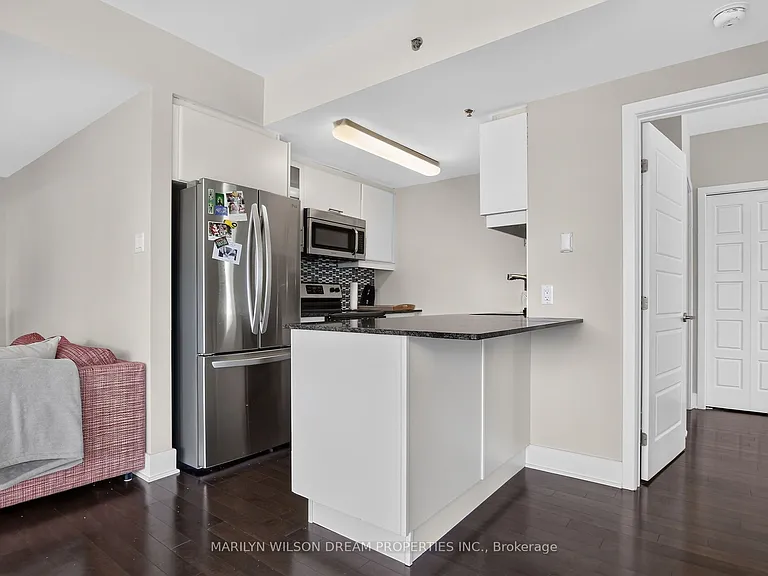 300 C Lett St #517 — Photo 8