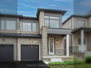 36 Daffodil Rd, Springwater, ON L9X 2C5