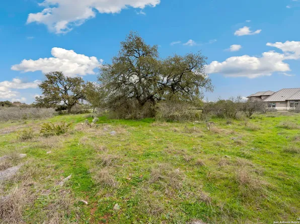 1984 APPELLATION LOT 907, New Braunfels, TX 78132