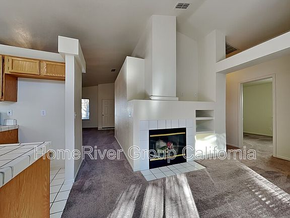 4th image of 1507 Alyssum Way