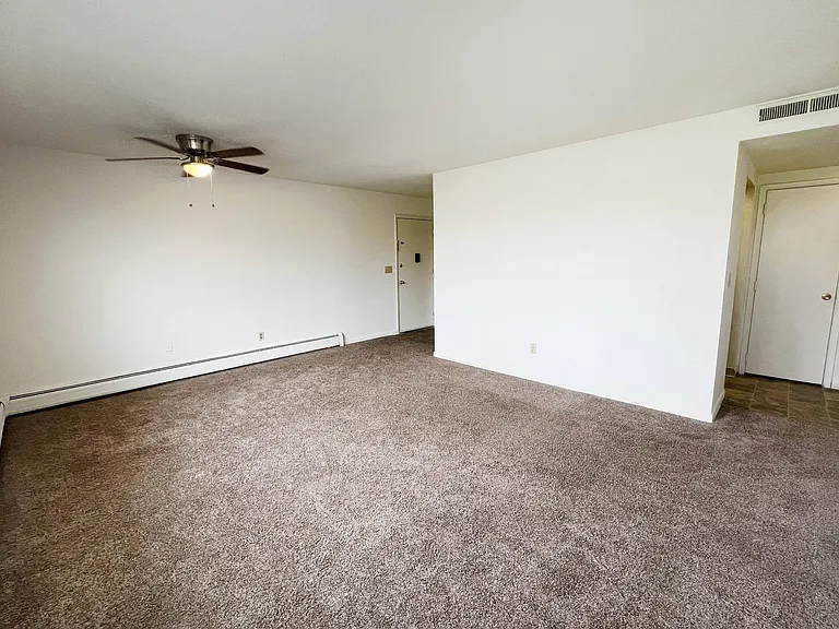 Forest Park Apartments — Photo 18