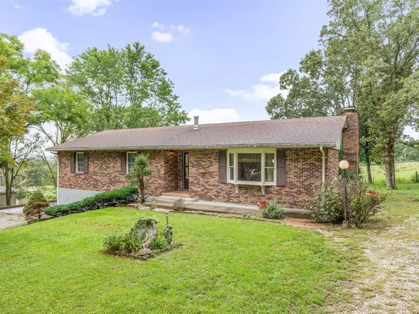 4048 Harrington Rd, Farmington, MO 63640