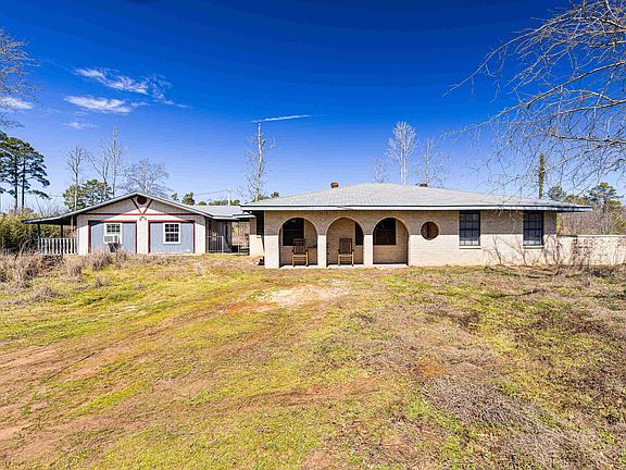 4th image of 2605 County Road 1707