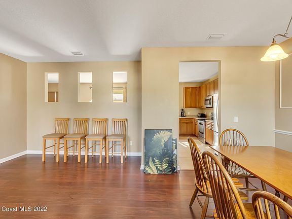5th image of 4565 Millicent Cir