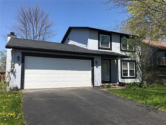 2nd image of 8 Firethorn Ct