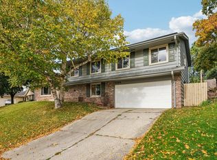 1164 Downing Dr, Waukesha, WI 53186