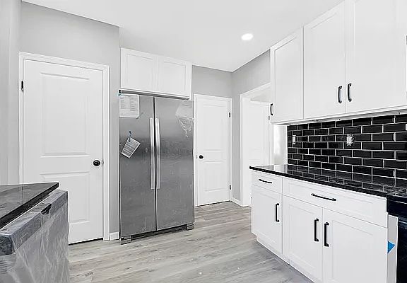 3rd image of 13737 135th Ave