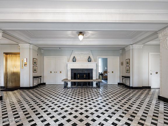 3rd image of 1412 Willow Ave APT 65