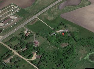 1200 4th St SW, Montgomery, MN 56069